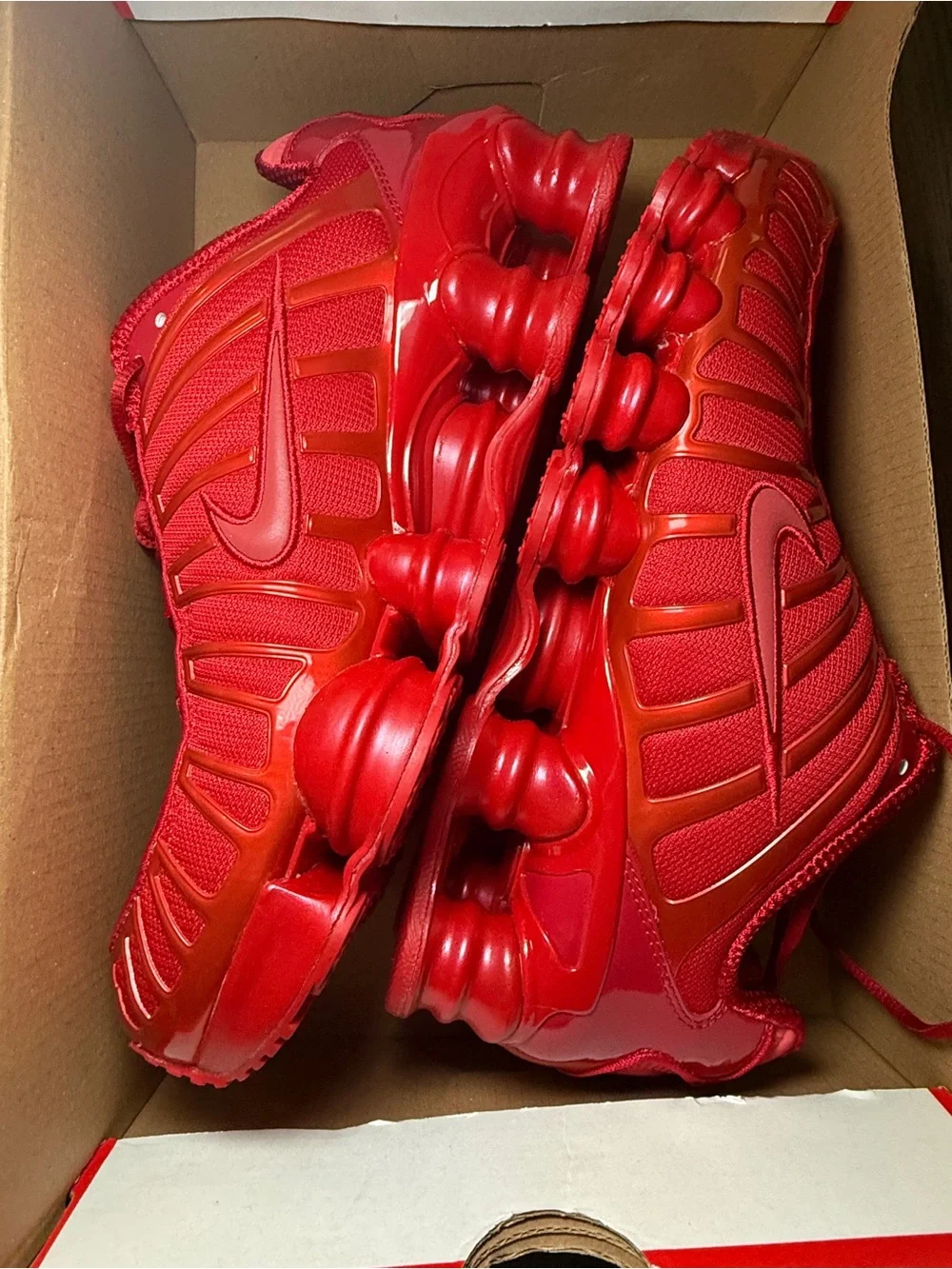 Nike Shox Women’s - Red